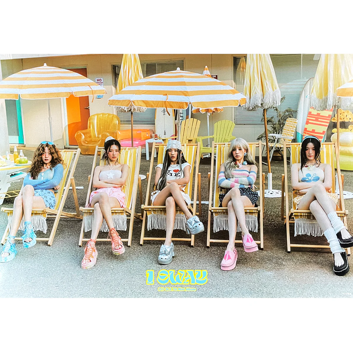 (여자) 아이들 | (G)I-DLE | 7TH MINI ALBUM [ I SWAY ] | (WAVE VER.) POSTER ONLY
