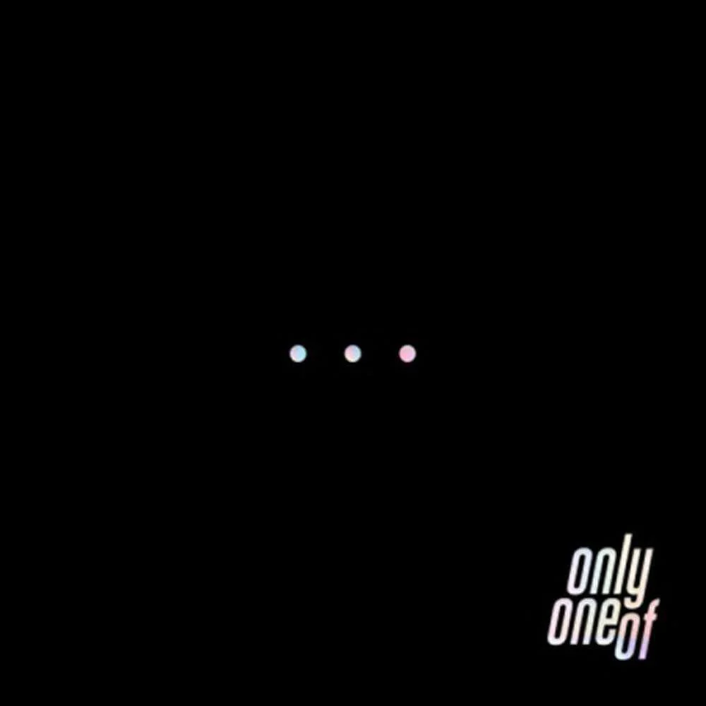 온리원오브 | ONLYONEOF 1ST MINI ALBUM [ DOT POINT JUMP ] - Image 3