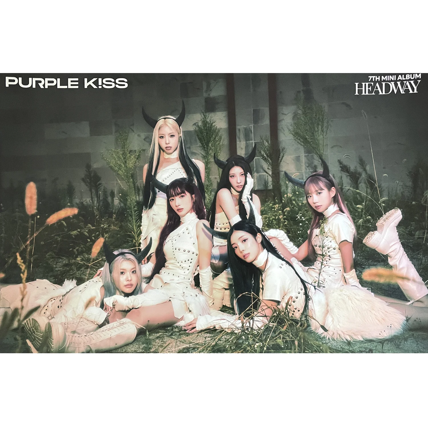 퍼플키스 | PURPLE KISS | 7TH MINI ALBUM [ HEADWAY ] | (D VER.) POSTER ONLY