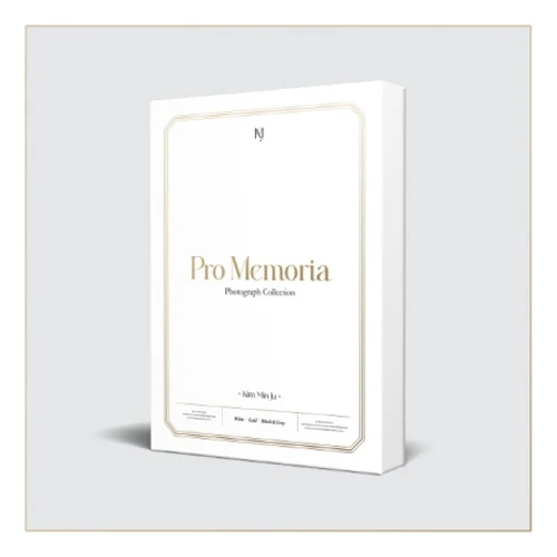 김민주 | KIM MINJU 1ST PHOTOBOOK [ PRO MEMORIA ]