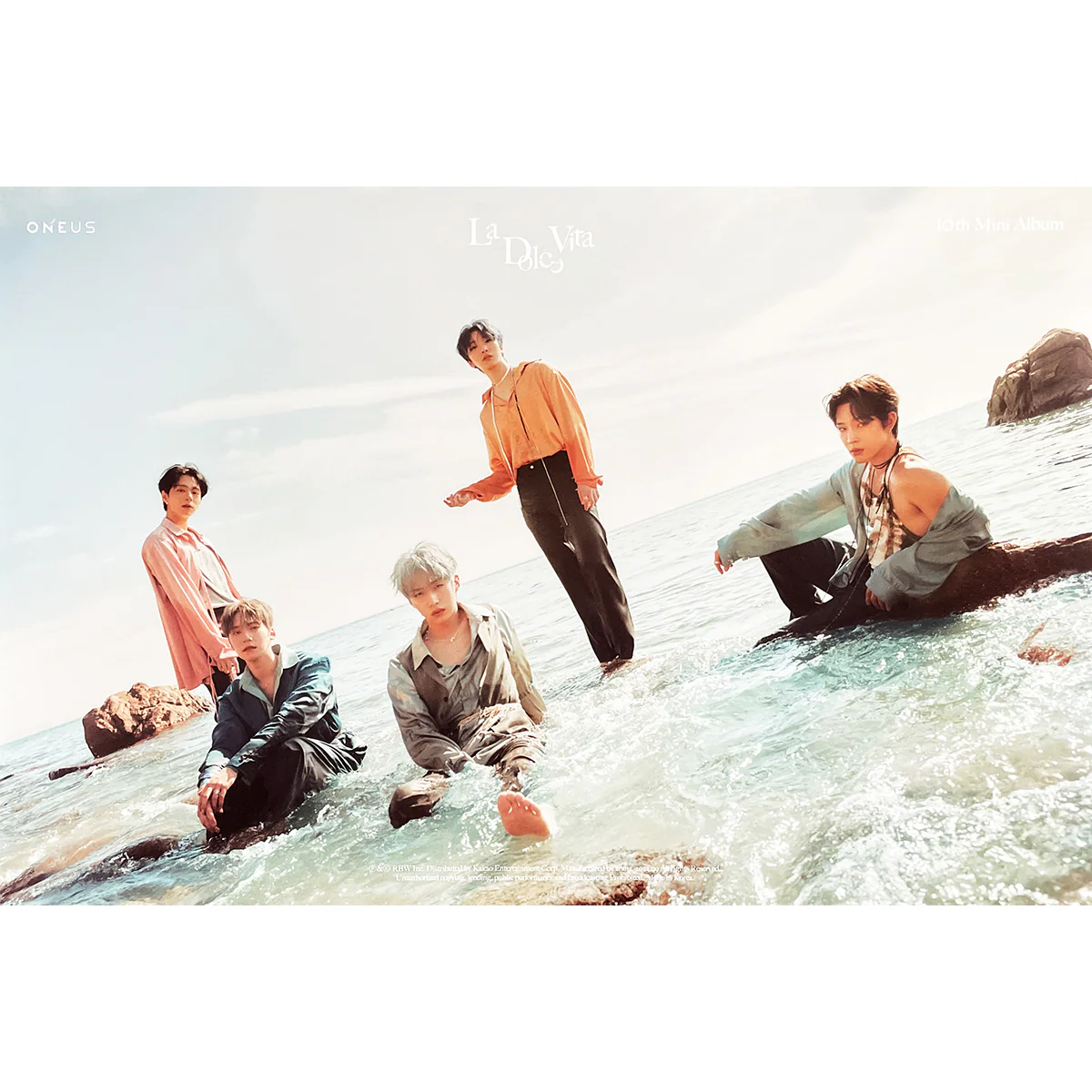 원어스 | ONEUS | 10TH MINI ALBUM [ LA DOLCE VITA ] | (D VER.) POSTER ONLY