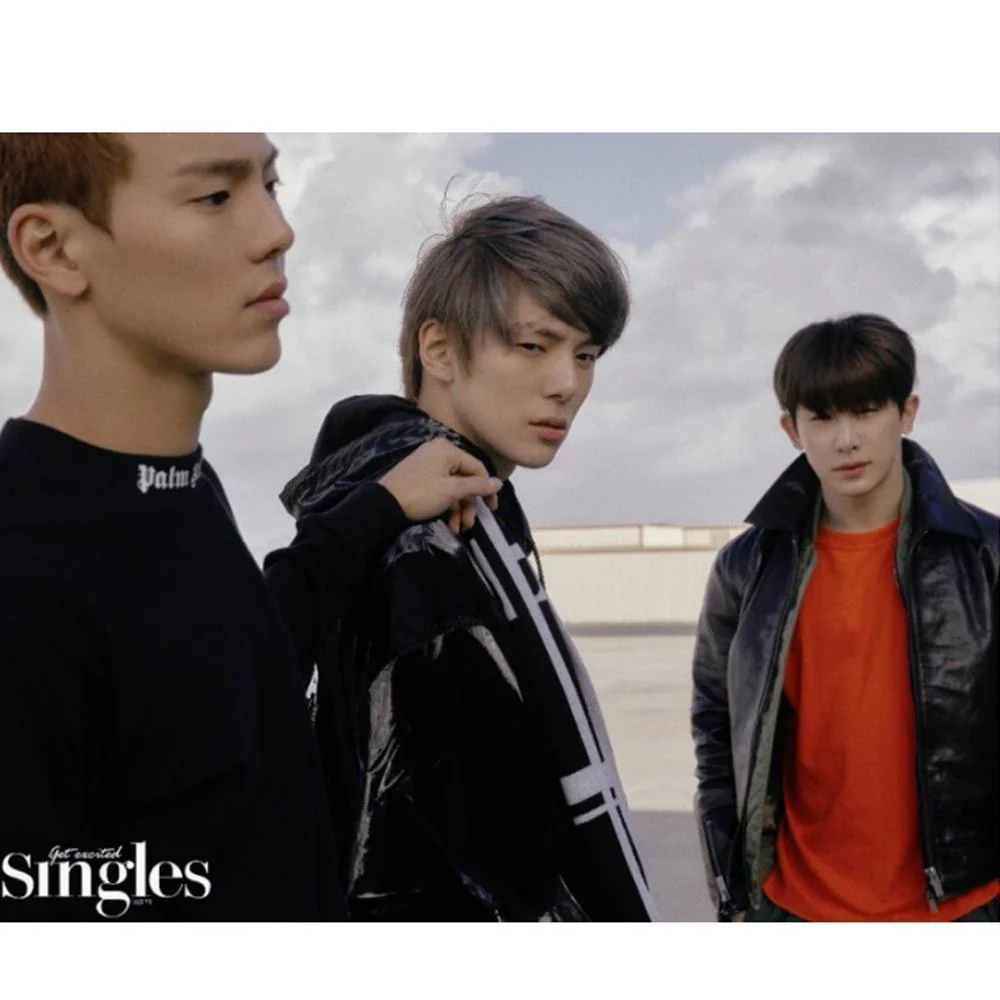 싱글즈 | SINGLES 2019-1 [ MONSTA X ] - Image 3