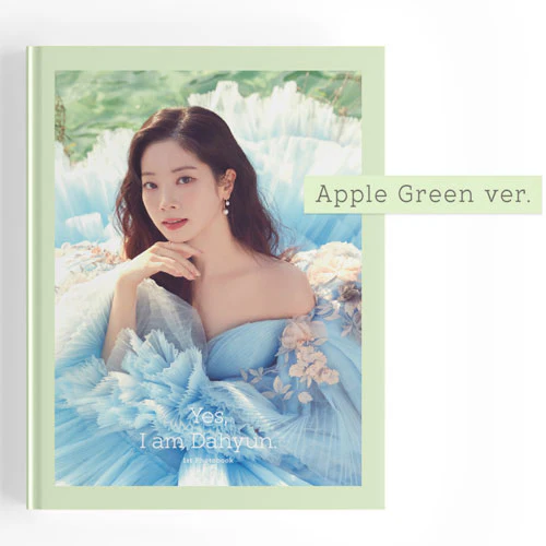 다현 | DAHYUN 1ST PHOTOBOOK [ YES, I AM DAHYUN. ] - Image 2