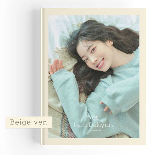 다현 | DAHYUN 1ST PHOTOBOOK [ YES, I AM DAHYUN. ] - Image 3