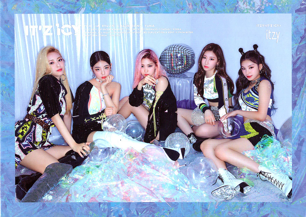 있지 | ITZY 1ST MINI ALBUM [ IT'Z ICY ] - Image 3