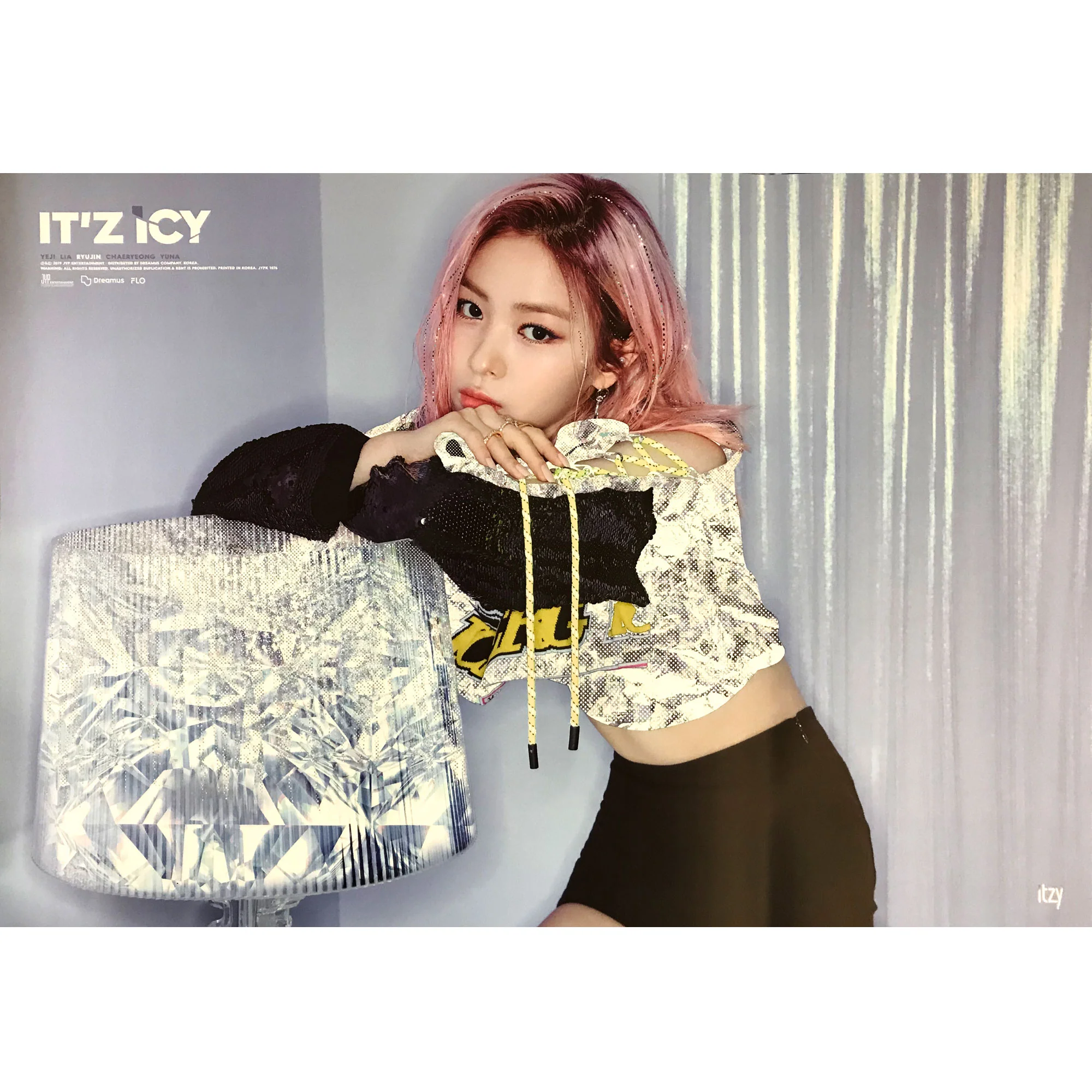 있지 | ITZY | 1ST MINI ALBUM [ IT'Z ICY ] | (RYUJIN VER.) POSTER ONLY