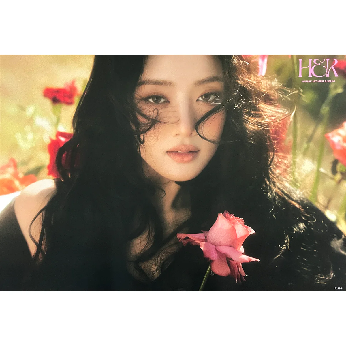 민니 | MINNIE | 1ST MINI ALBUM [ HER ] | (6050C-1) POSTER ONLY