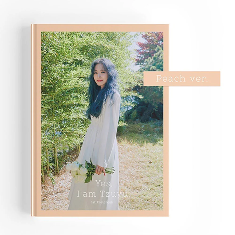 쯔위 | TZUYU 1ST PHOTOBOOK [ YES, I AM TZUYU ] - Image 2