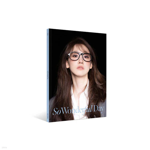 윤아 | YOONA [ LIM YOONA 2024 BIRTHDAY POP-UP PHOTOBOOK ]
