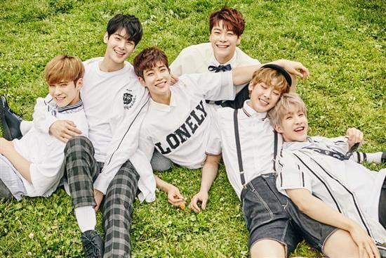 아스트로 | ASTRO | 2ND MINI ALBUM [ SUMMER VIBES ] | (B VER.) POSTER ONLY