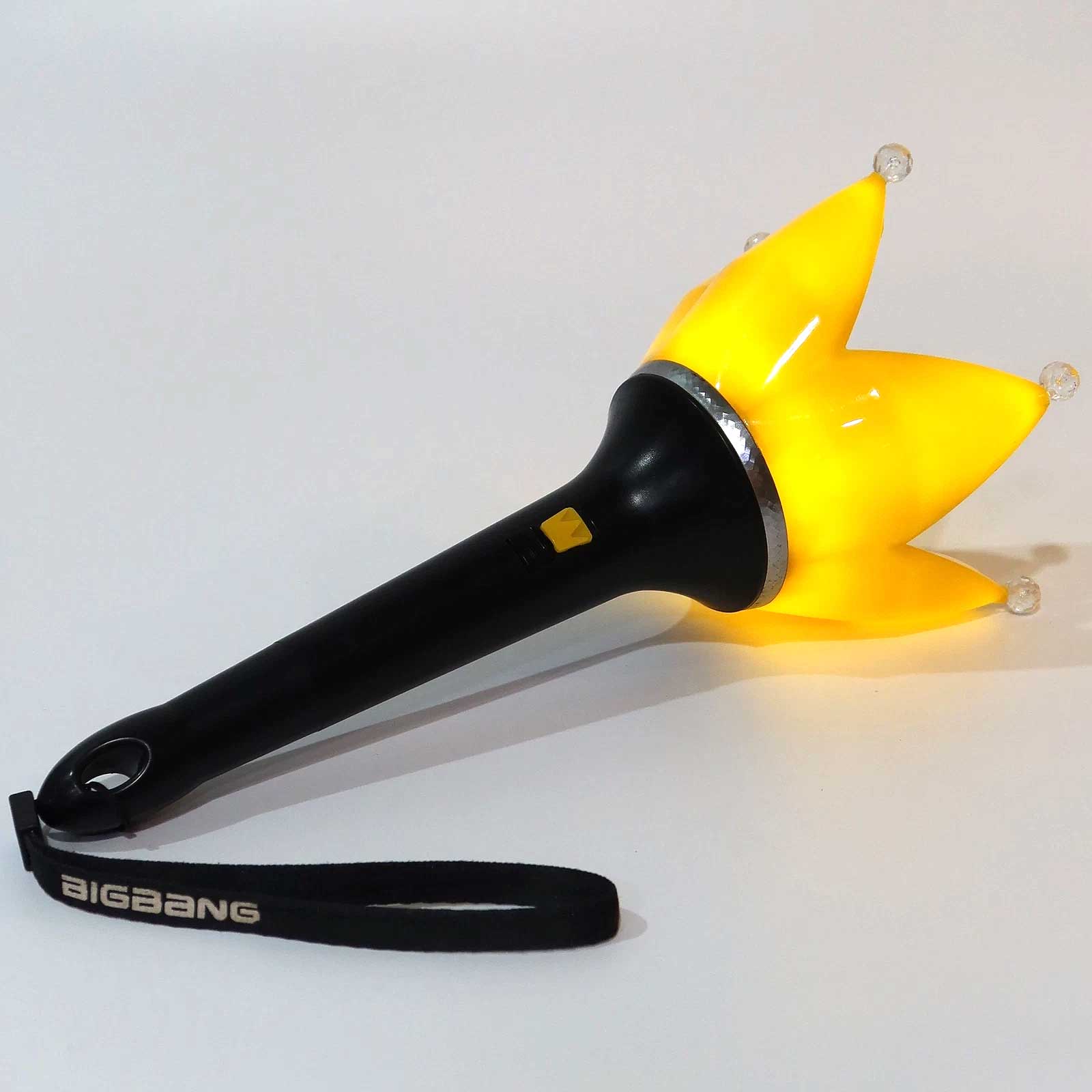 BIGBANG OFFICIAL LIGHT STICK VER.4 (Please read the item description) - Image 2
