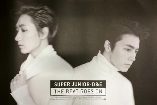 동해 & 은혁 | SUPER JUNIOR D&E | 1ST MINI ALBUM [ THE BEAT GOES ON ] | (VERSION A) POSTER ONLY