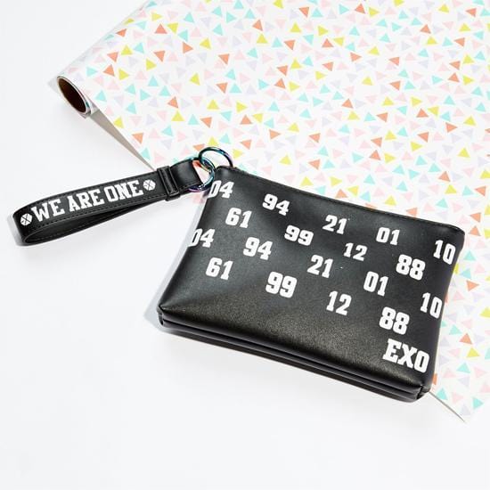 엑소 | EXO [ WE ARE ONE ] CLUTCH WITH LEATHER POUCH + WRIST STRAP - Image 4