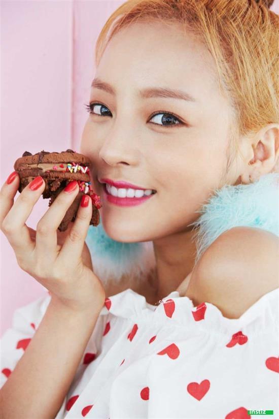 구하라 | GU HARA | 1ST MINI ALBUM [ ALOHARA ] | POSTER ONLY