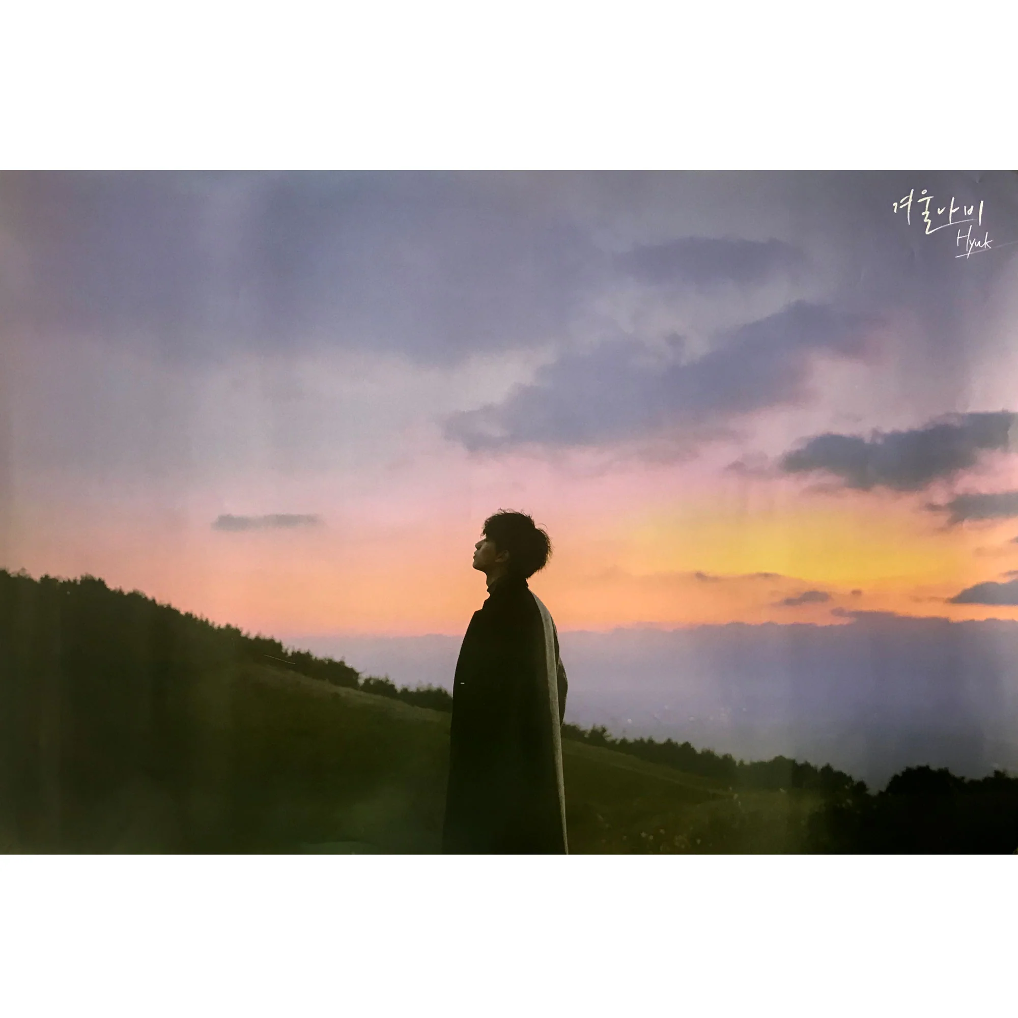 혁 | HYUK | 1ST MINI ALBUM [ 겨울나비 ] | (B VER.) POSTER ONLY