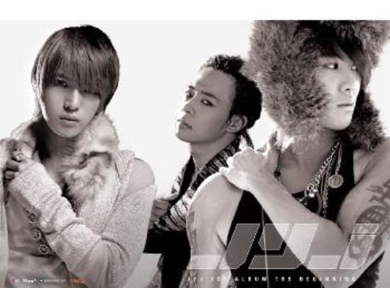 제이와이제이 | JYJ | 1ST ENGLISH ALBUM [ THE BEGINNING ] | POSTER ONLY