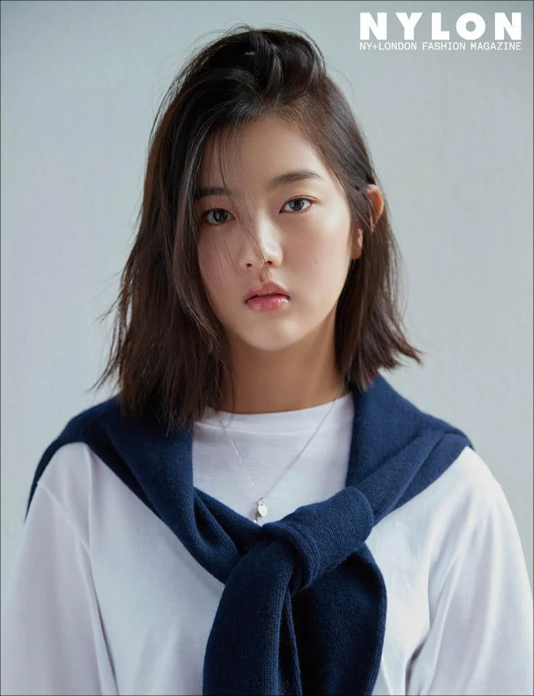 나일론 | NYLON 2018-10 [ STRAY KIDS, SON NAEUN, OH YEONSEO ] - Image 3