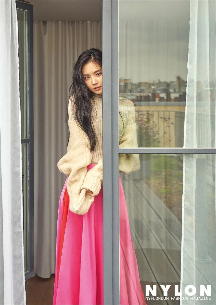 나일론 | NYLON 2018-10 [ STRAY KIDS, SON NAEUN, OH YEONSEO ] - Image 5