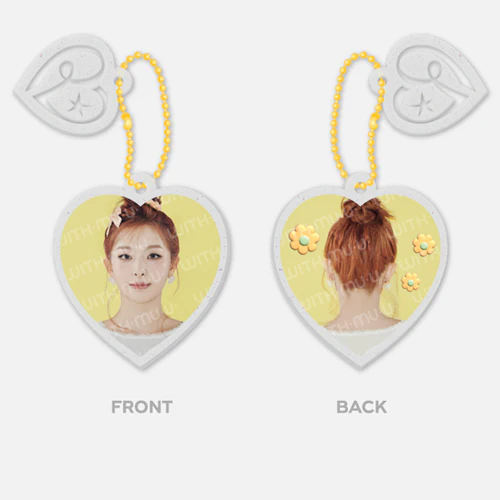 RED VELVET 2024 FANCON TOUR OFFICIAL MD [ KEYRING ] - Image 3