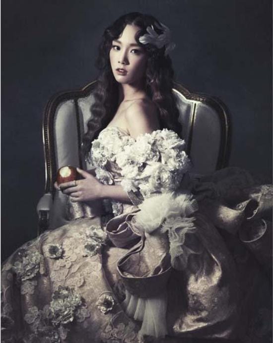 소녀시대 | GIRLS' GENERATION | 3RD ALBUM [ THE BOYS ] | (TAEYEON VER.) POSTER ONLY