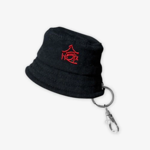 STRAY KIDS BUCKET HAT KEYRING [ 合 (HOP) POP-UP STORE ]