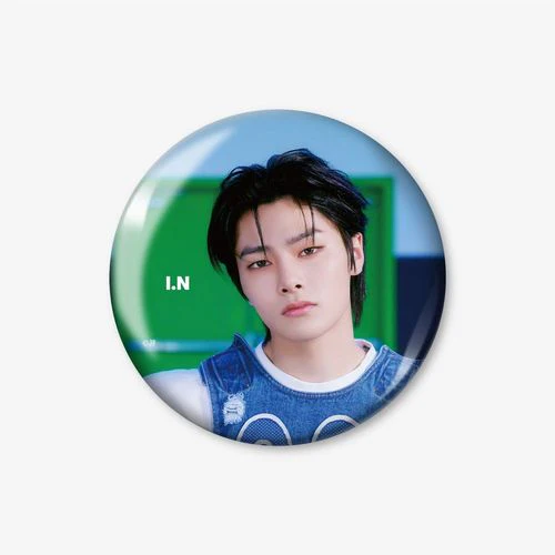 STRAY KIDS Photo Badge -"Social Path (Feat. Lisa) / Super Bowl -Japanese Ver.-" - Image 5