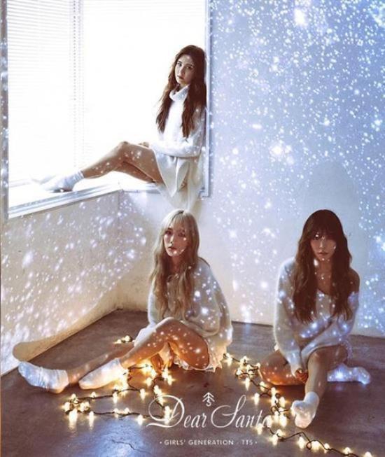 소녀시대-태티서 | GIRL'S GENERATION-TTS | 1ST SPECIAL MINI ALBUM [ DEAR SANTA ] | (WHITE VER.) POSTER ONLY