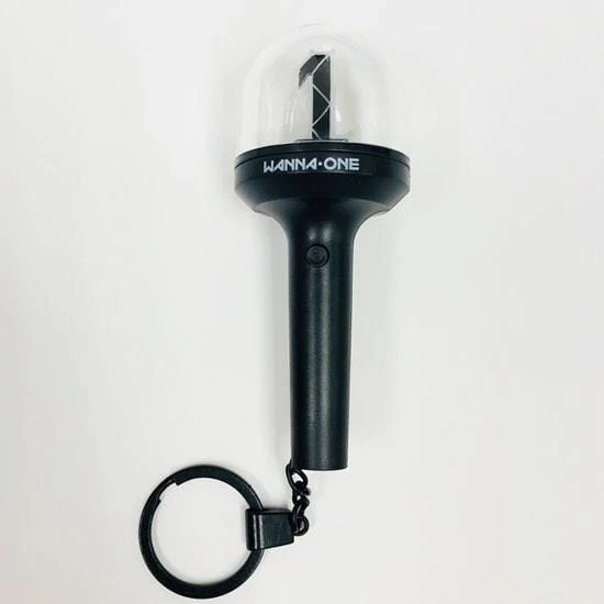 워너원 | WANNA ONE OFFICIAL LIGHT STICK MINI KEYRING - Image 4