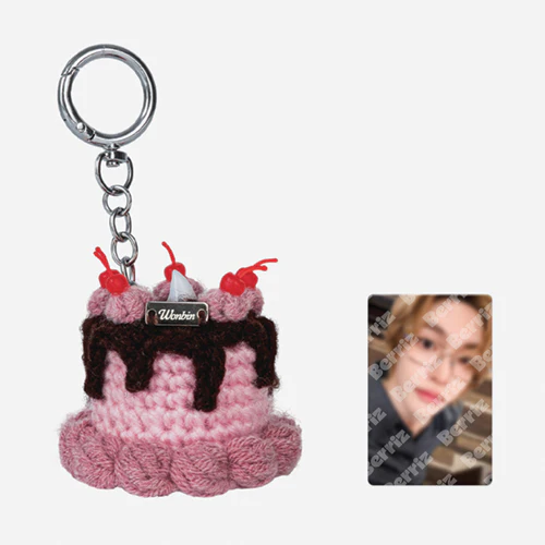 WONBIN ARTIST BIRTHDAY CROCHET MINI CAKE KEYRING